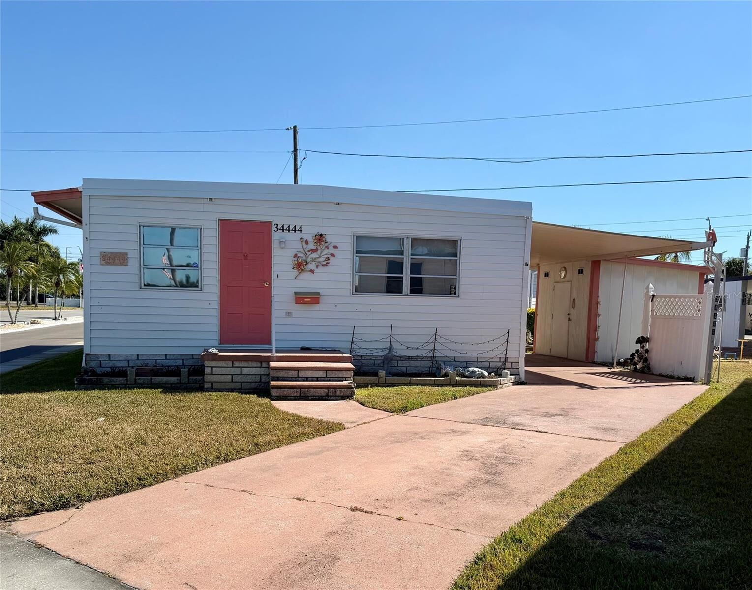 Property Photo:  34444 Hibiscus Drive N  FL 33781 