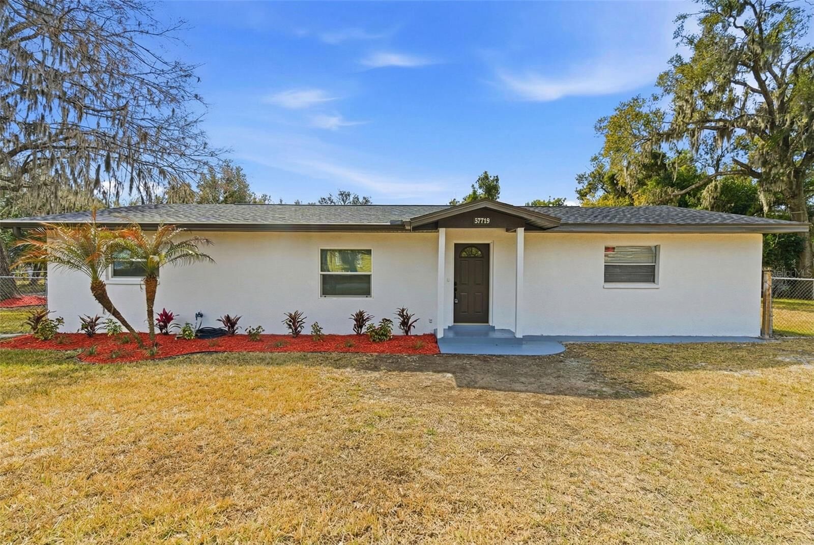 Property Photo: 37718 McMinn Avenue FL 33525