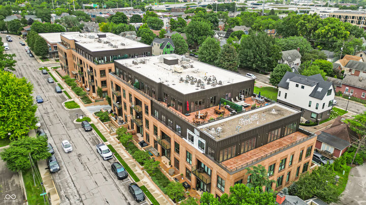 Property Photo: 877 N East Street 206 IN 46202