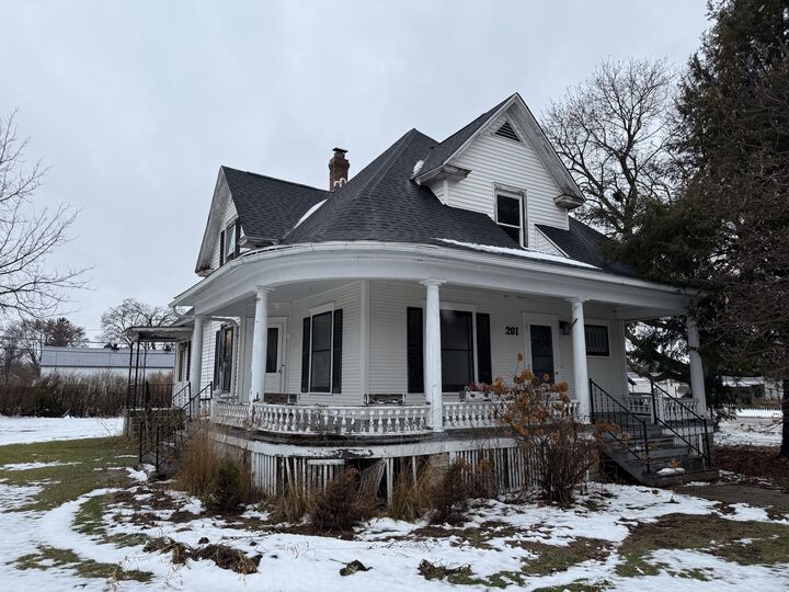 Property Photo: 201 S Elida Street IL 61088