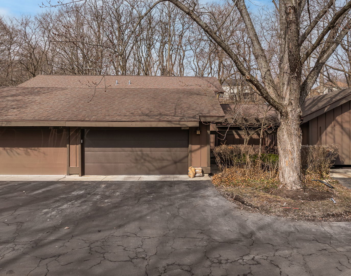 Property Photo: 42W470 Red Bud Court IL 60175