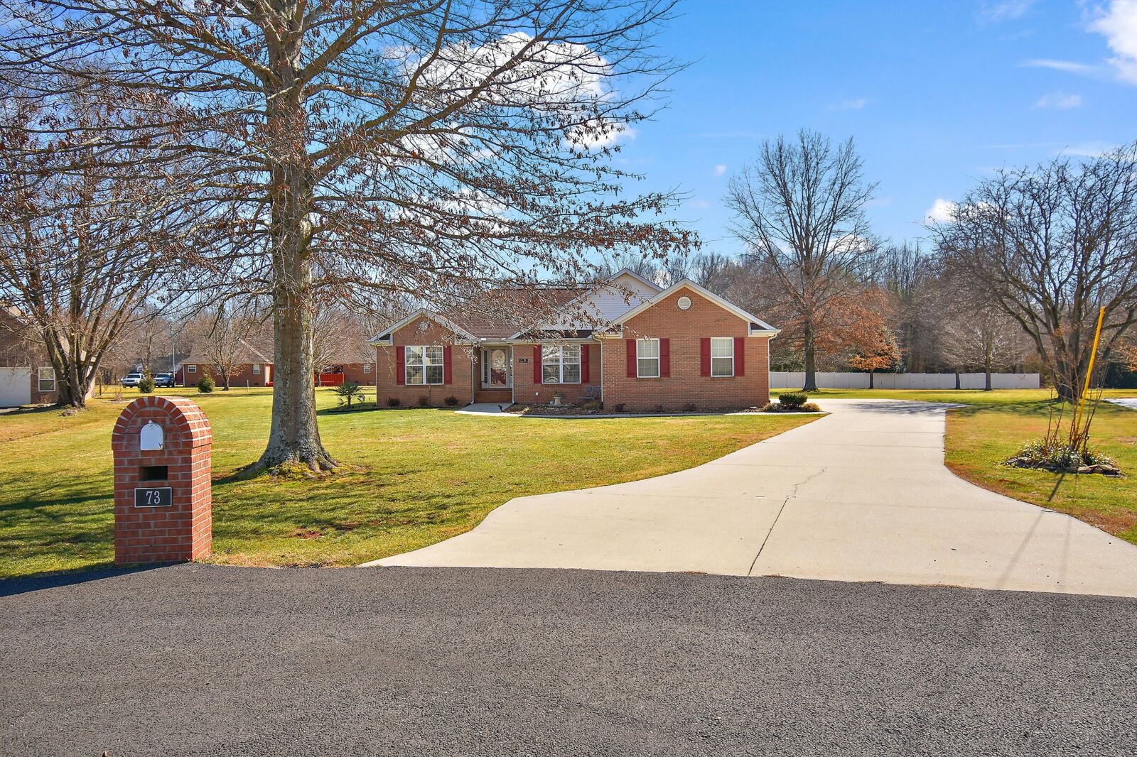 Property Photo: 73 Deberry Ct TN 37355