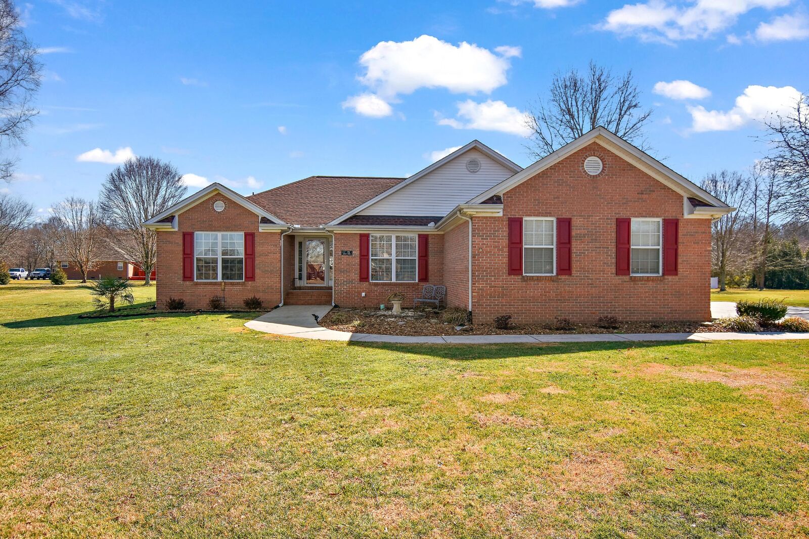 Property Photo:  73 Deberry Ct  TN 37355 