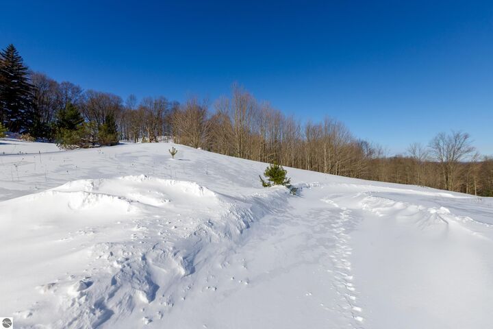 Property Photo:  3100 Warren Road  MI 49617 