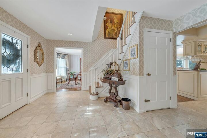 Property Photo:  89 Barrett Lane  NJ 07481 