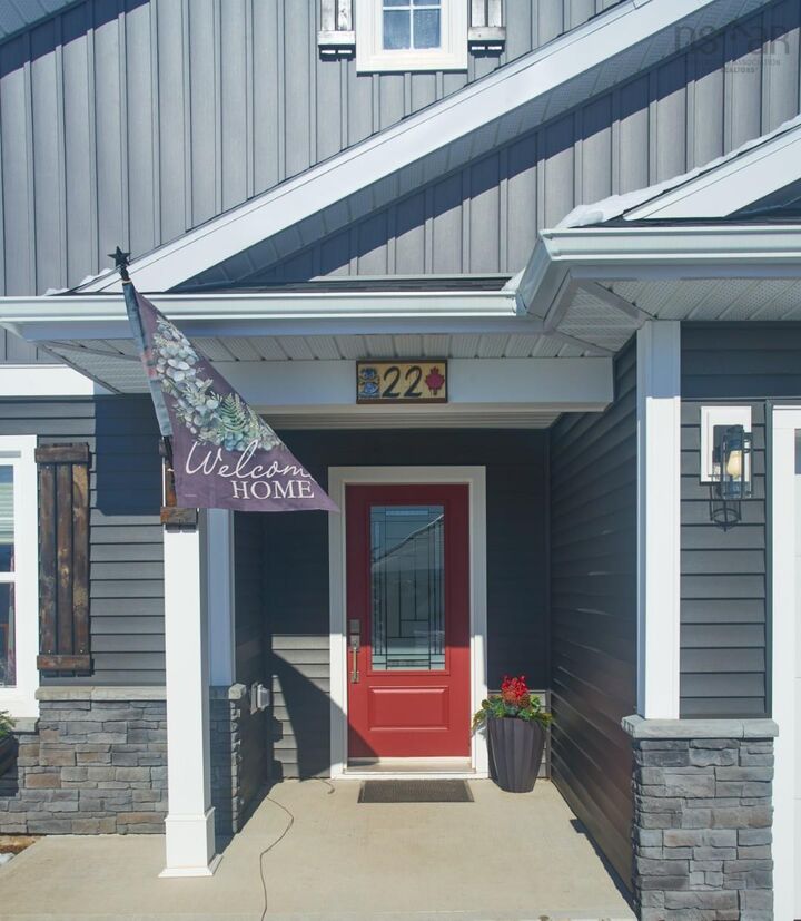 Property Photo:  22 Leaside Court  NS B0P 1T0 