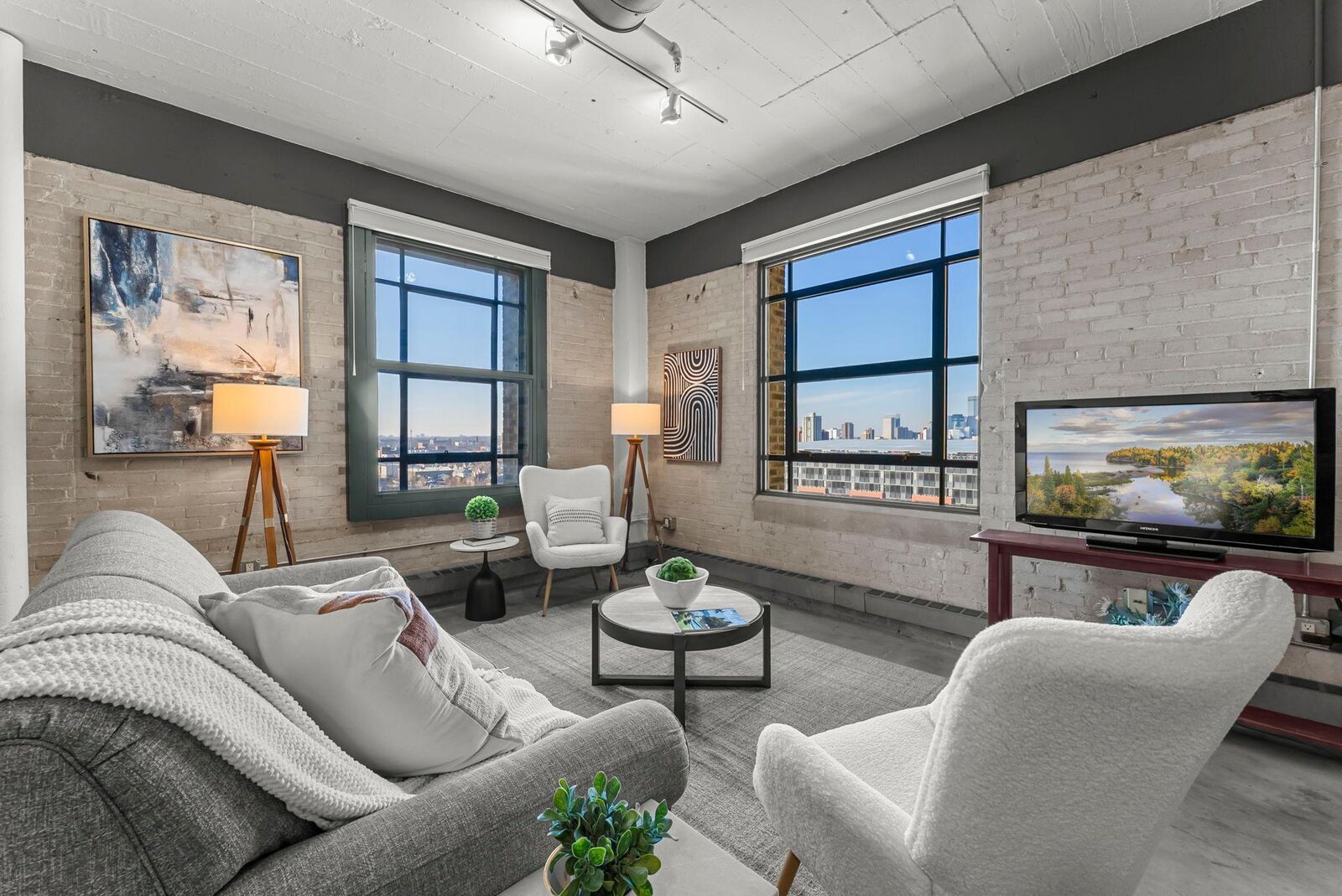 Property Photo:  2929 Chicago Avenue 907  MN 55407 