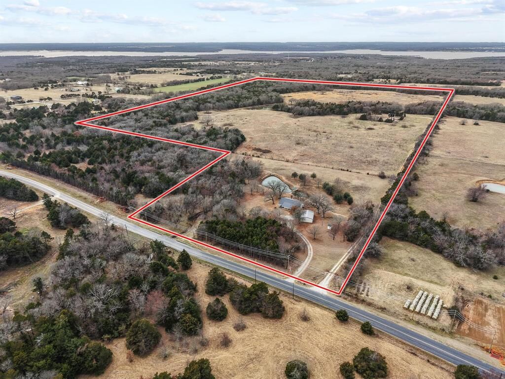 Property Photo: 265 Cooks Corner Road TX 75076