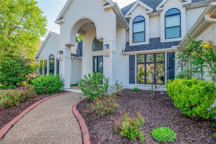 Property Photo:  11 Sherwood Drive  AR 72758 