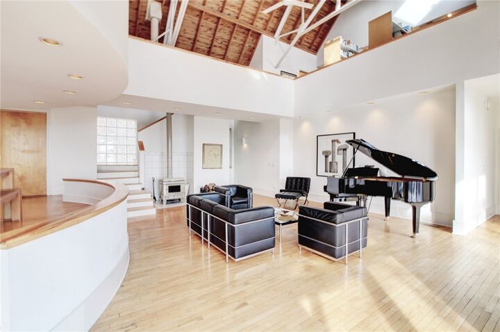 Property Photo:  80 W Lafayette Street  AR 72701 