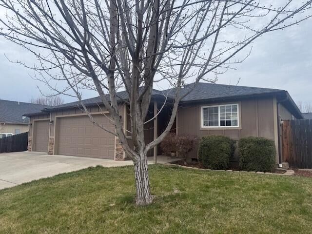 Property Photo:  3443 Agate Meadows  OR 97503 