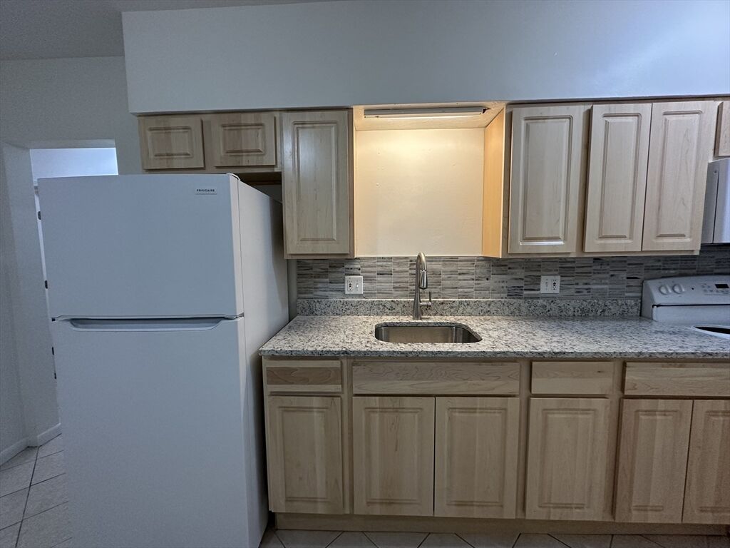 Property Photo:  245 Green Street 2  MA 02301 