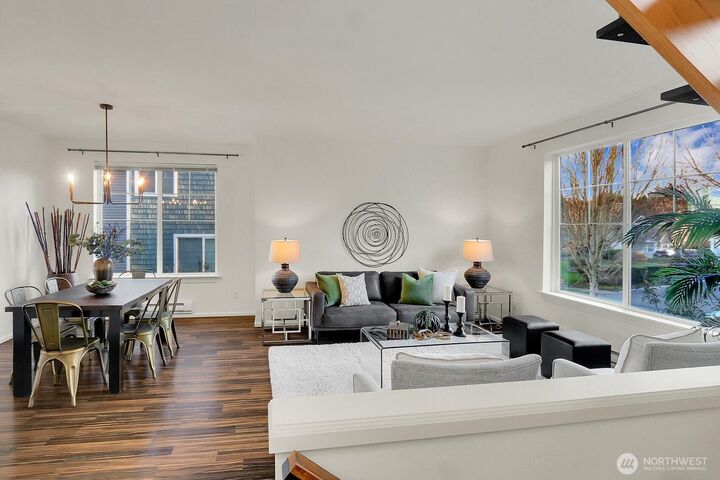 Property Photo:  7004  Holly Park Drive S  WA 98118 