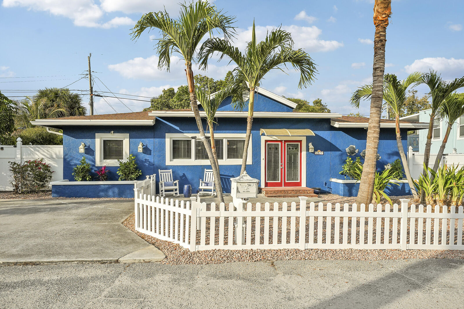 Property Photo: 1827 Len Drive FL 33408