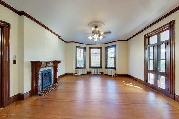 Property Photo:  16 Bull Street 1  RI 02840 