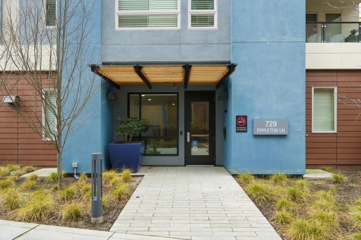 Property Photo: 729 Eppleton Lane 303 CA 94404