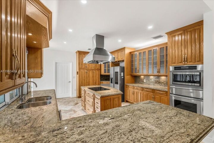 Property Photo:  15507 NW 82nd Ct  FL 33016 