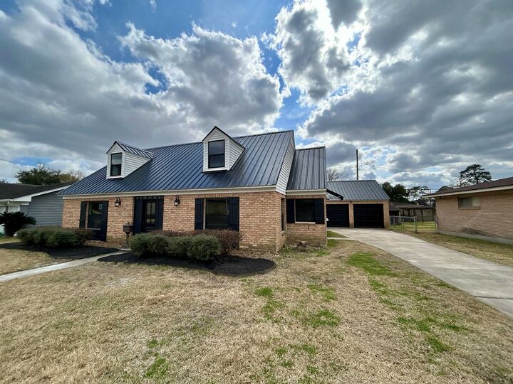 Property Photo:  6275 Westgate  TX 77706 