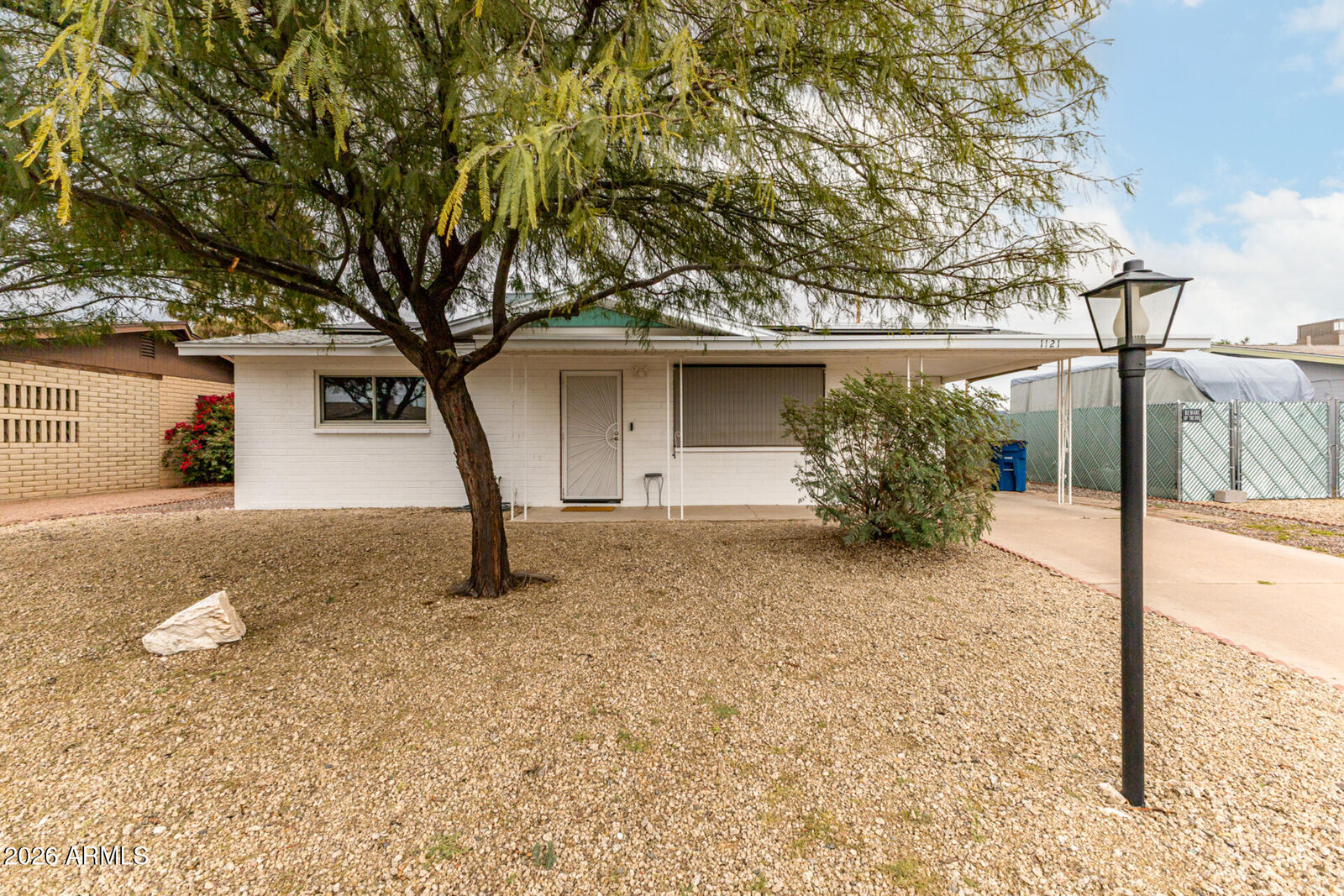 Property Photo:  1121 S Lawther Drive  AZ 85120 