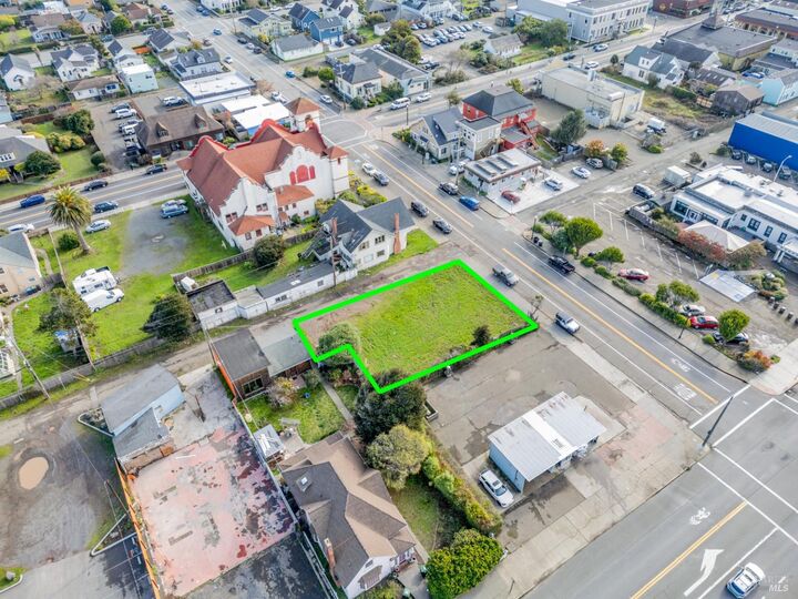 Property Photo: 119 E Pine Street CA 95437