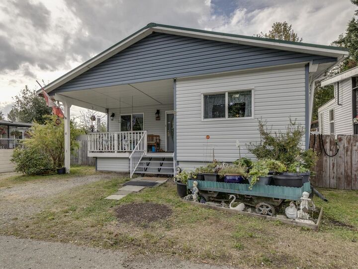 Property Photo:  41711 Taylor Road 6  BC V2V 5X4 