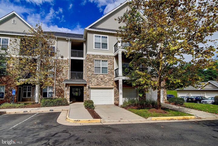 Property Photo: 13384 Connor Drive J VA 20120