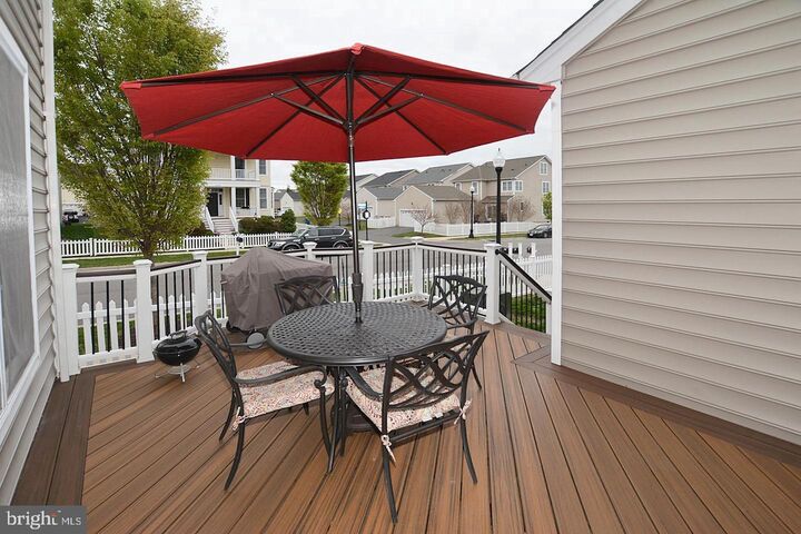 Property Photo: 25237 Easterwood Lane VA 20152