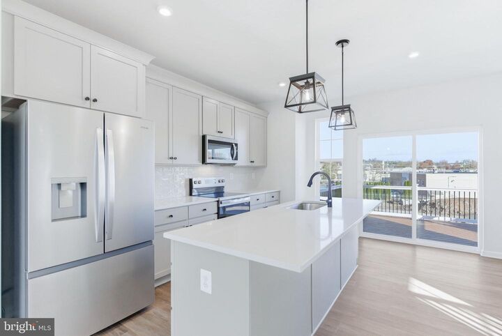 Property Photo: 218 Monteith Drive VA 22601