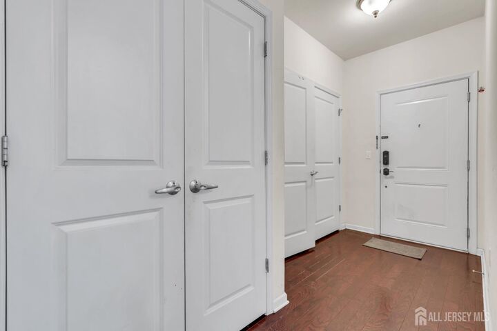 Property Photo:  731 Strassle Way  NJ 07080 