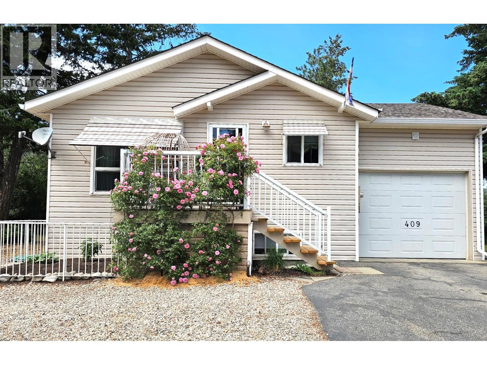 Property Photo: 409 Hummingbird Avenue BC V1H 2A1