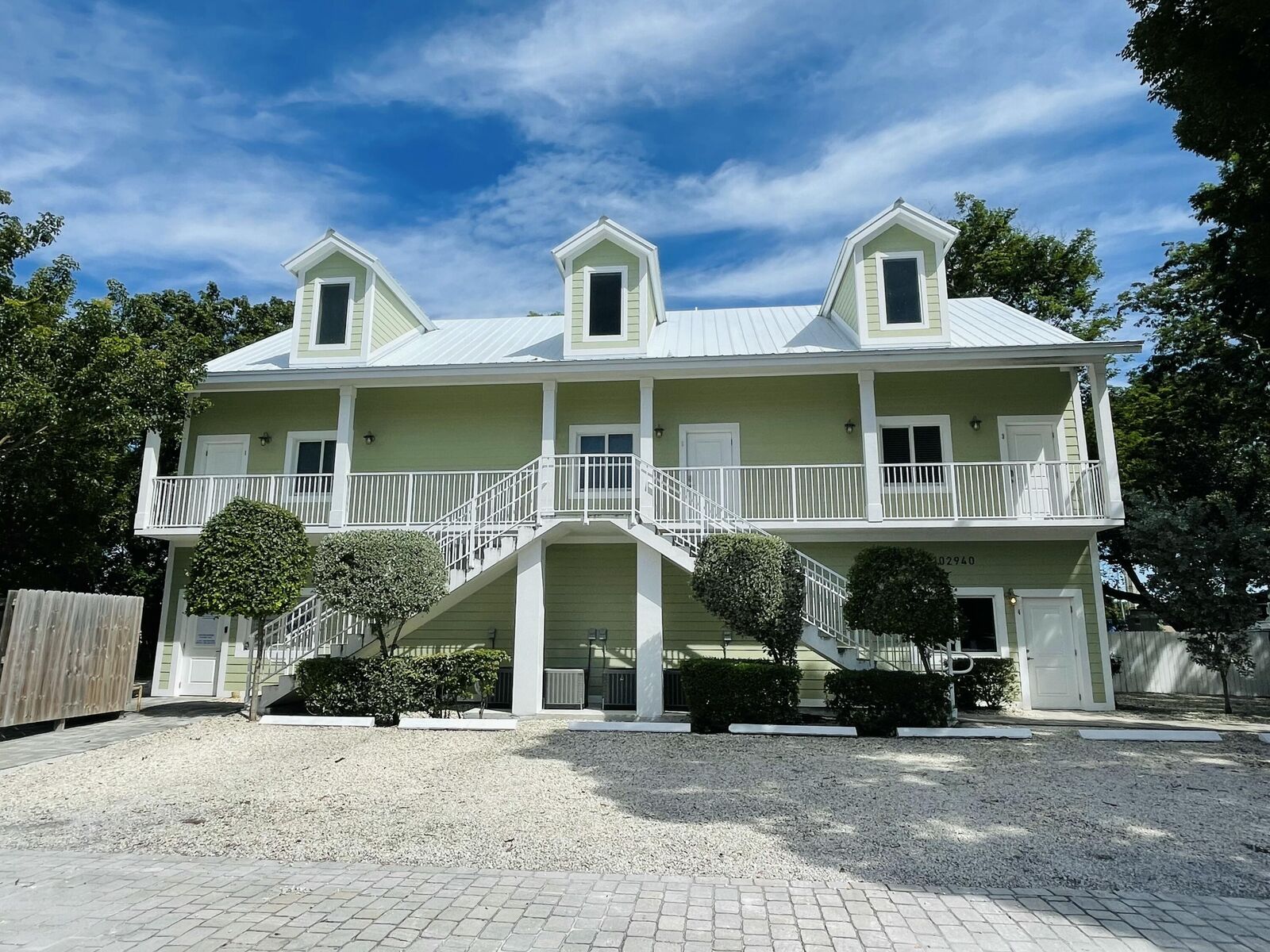 Property Photo:  102940 Overseas Highway 1  FL 33037 