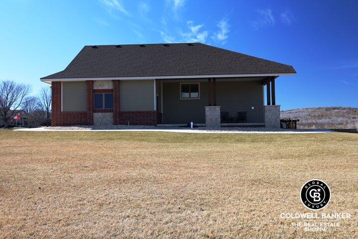 Property Photo:  105 Suffolk Court  KS 67846 