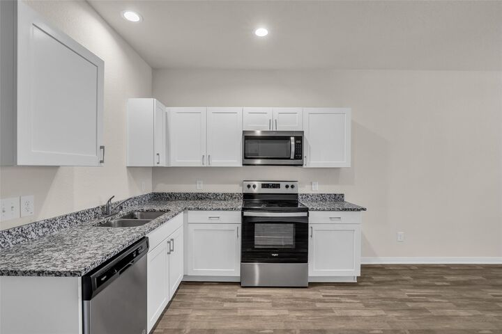 Property Photo: 2511 17th Street TX 77445