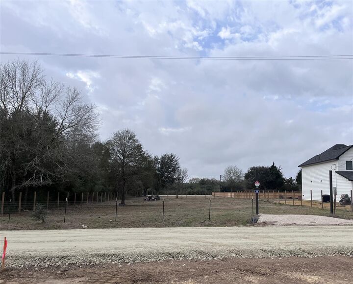 Property Photo:  516 Oleander Street  TX 77484 