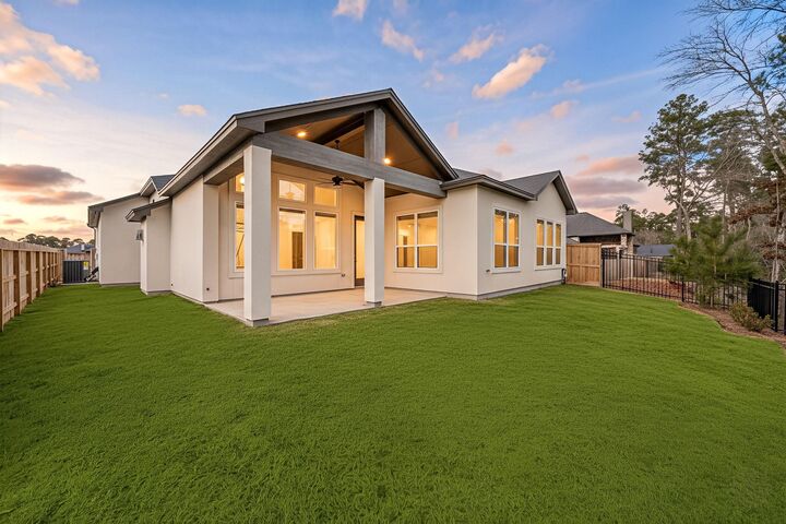 Property Photo:  306 Eastern Towhee Court Court  TX 77354 