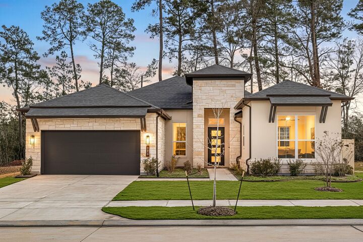 Property Photo: 306 Eastern Towhee Court Court TX 77354