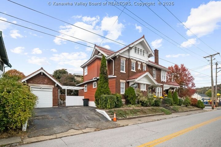 Property Photo:  1599 Quarrier Street A  WV 25311 