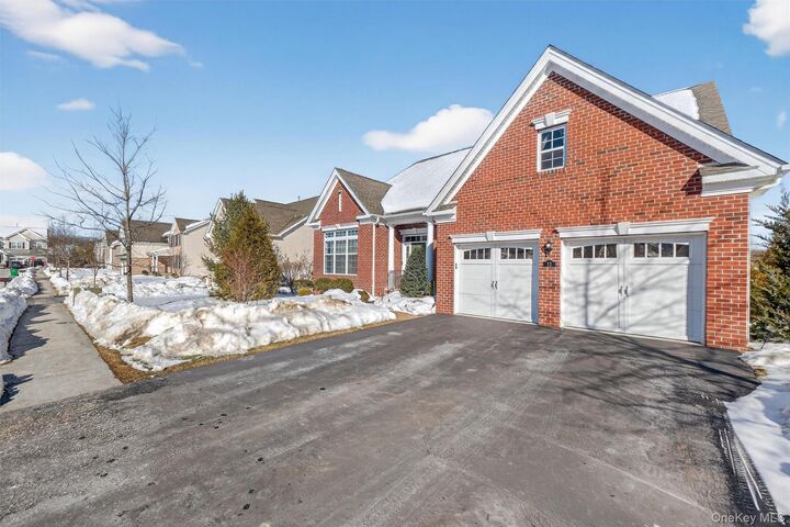 Property Photo:  13 Tompkins Lane  NY 12533 