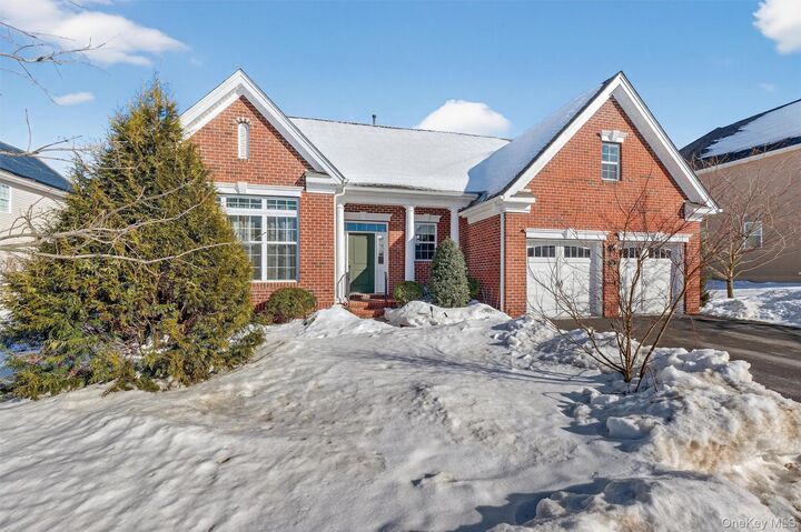 Property Photo:  13 Tompkins Lane  NY 12533 