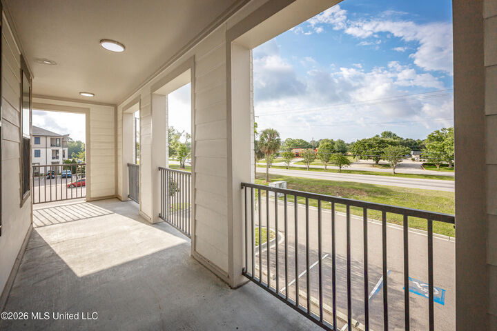 Property Photo:  2501 Bienville Boulevard  MS 39564 