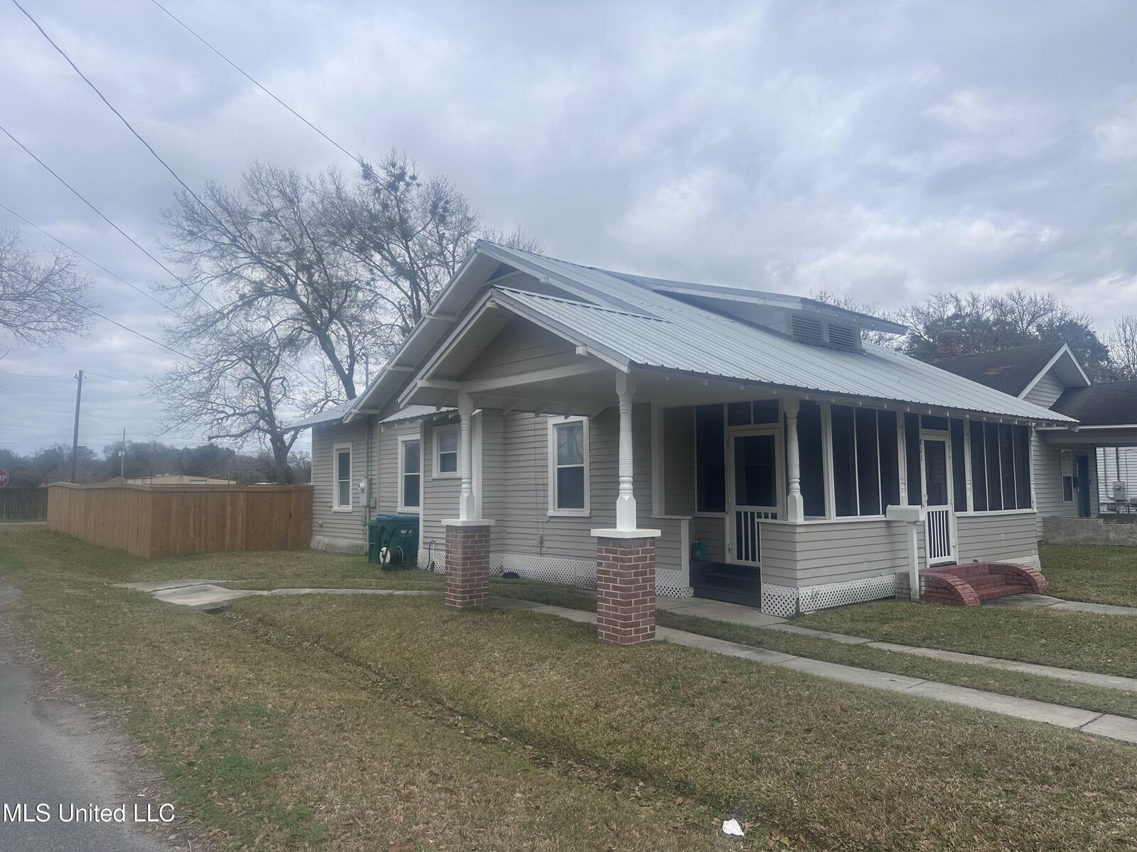 Property Photo: 821 Lafayette Avenue MS 39567