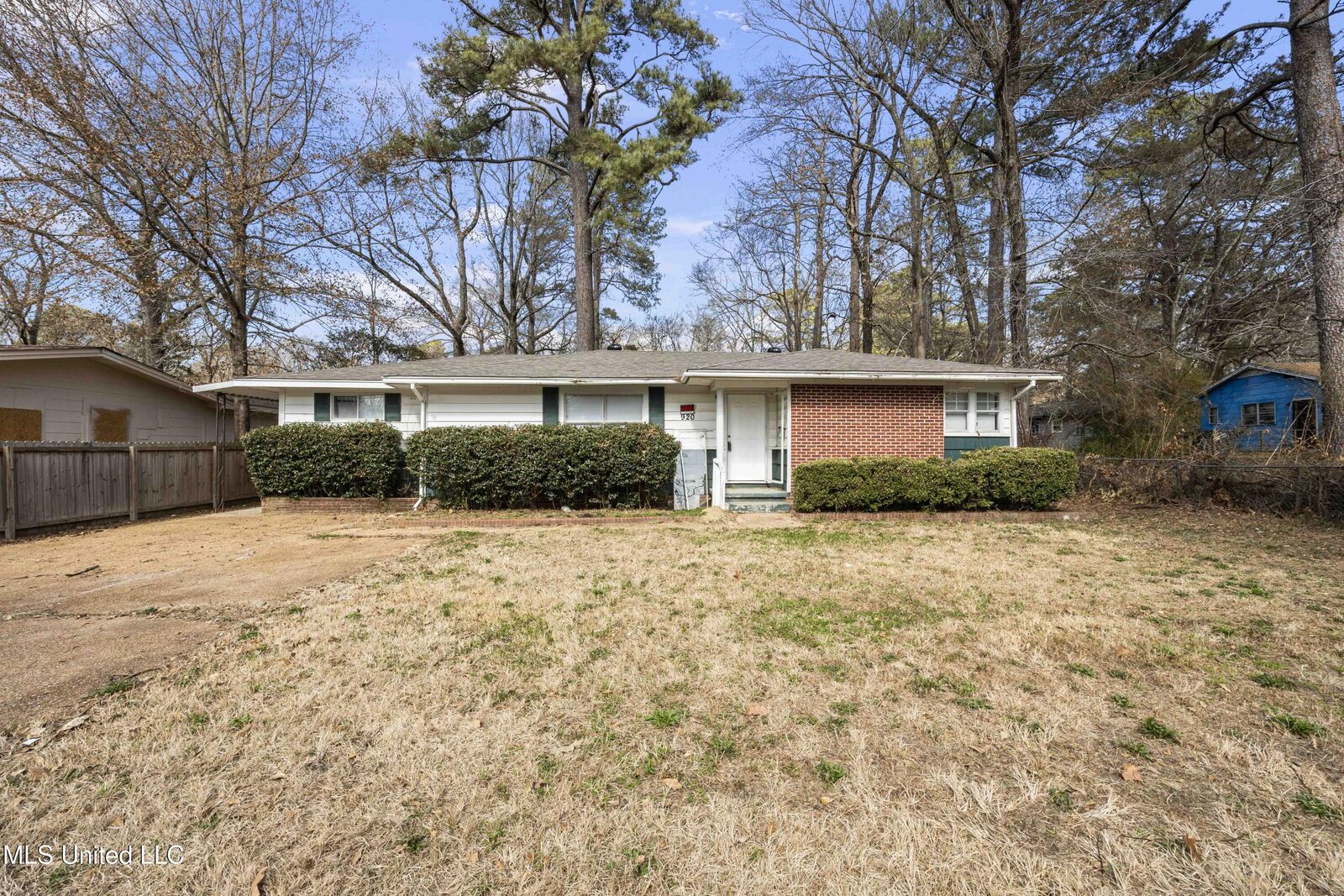 Property Photo:  920 Woody Drive  MS 39212 