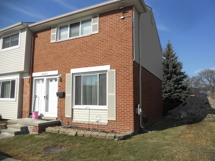 Property Photo:  8225 Dartmouth Avenue  MI 48093 