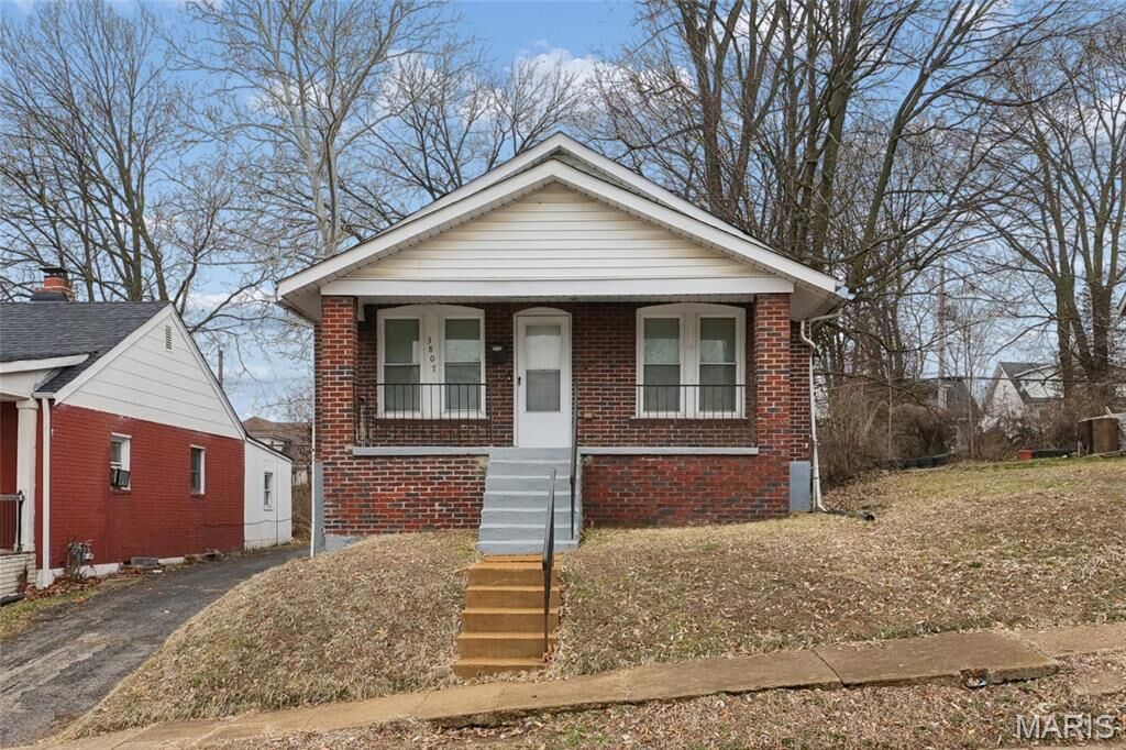 Property Photo:  3807 Manola Avenue  MO 63121 