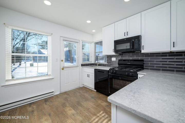 Property Photo:  35 Hastings Road  NJ 08759 
