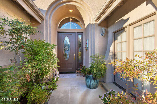 Property Photo: 4655 Via Grande CA 91320