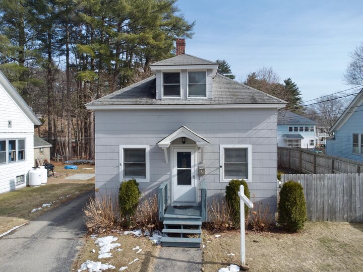 Property Photo:  27 Weeman Street  ME 04083 