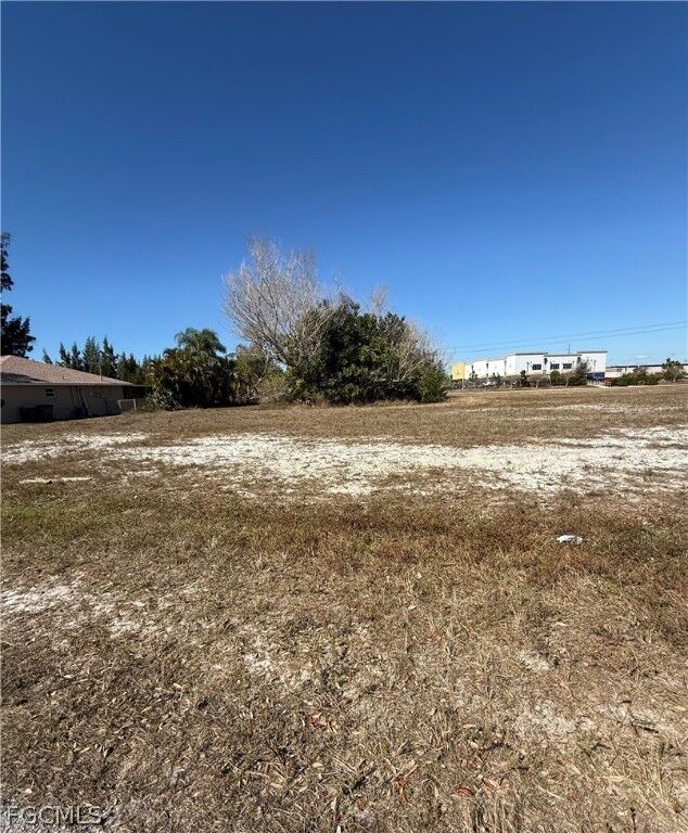 Property Photo:  617 SW 3rd Street  FL 33991 