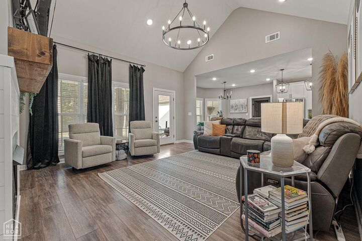 Property Photo: 174 County Road 461 AR 72404