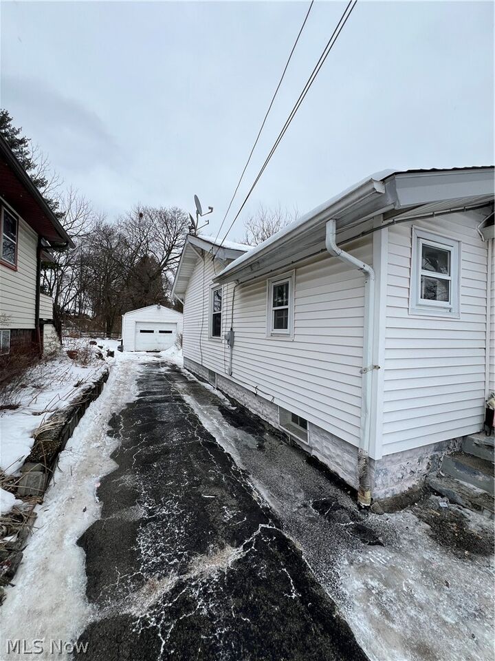 Property Photo:  25 S Osborn Avenue  OH 44509 